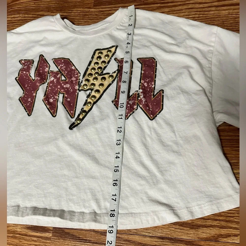 Cropped YALL Graphic Tee, Large - Picture 5 of 6